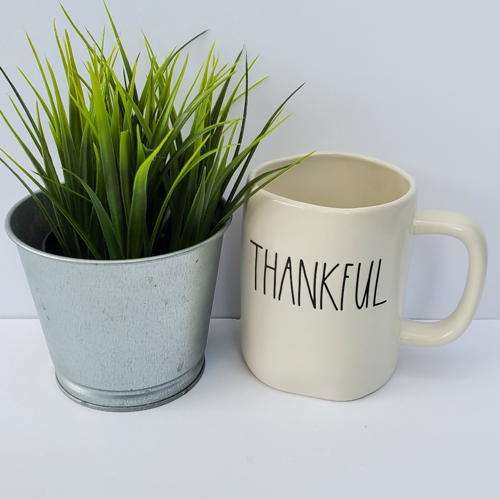 Rae Dunn Thankful mug